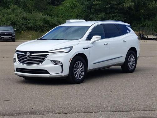 2022 Buick Enclave Essence
