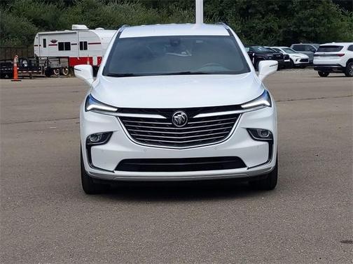 2022 Buick Enclave Essence
