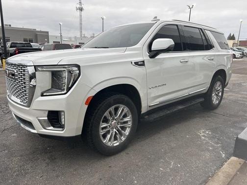 2021 GMC Yukon SLT