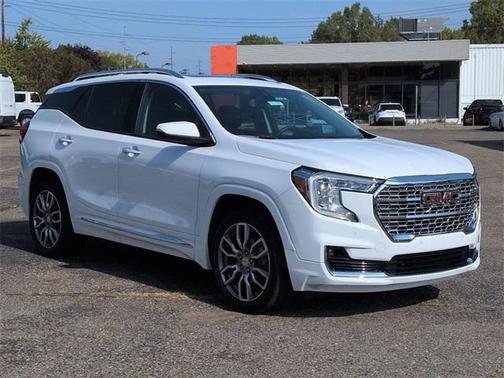 2023 GMC Terrain Denali