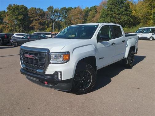 2022 GMC Canyon AT4 w/Leather