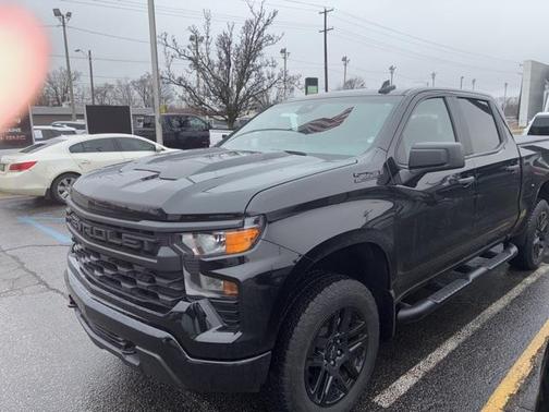 2024 Chevrolet Silverado 1500 Custom Trail Boss