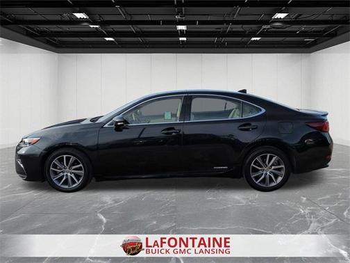 2016 Lexus ES 300h Base