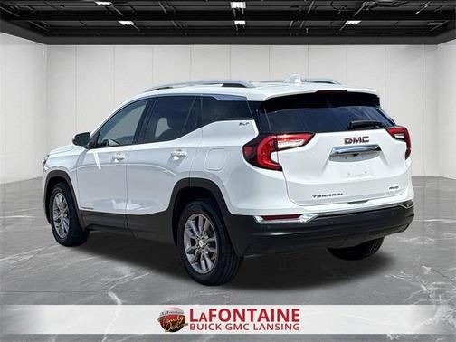 2022 GMC Terrain SLT