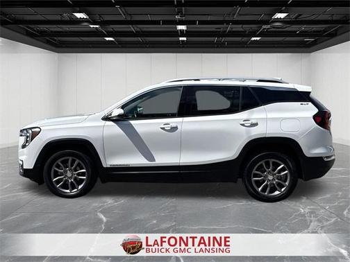 2022 GMC Terrain SLT