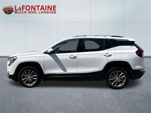 2022 GMC Terrain SLT