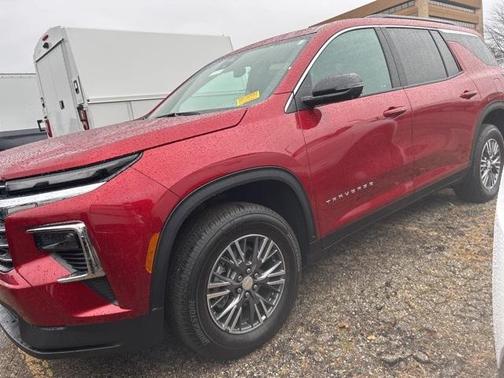 2024 Chevrolet Traverse LT