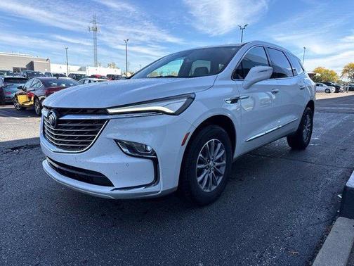 Summit White 2024 Buick Enclave Essence