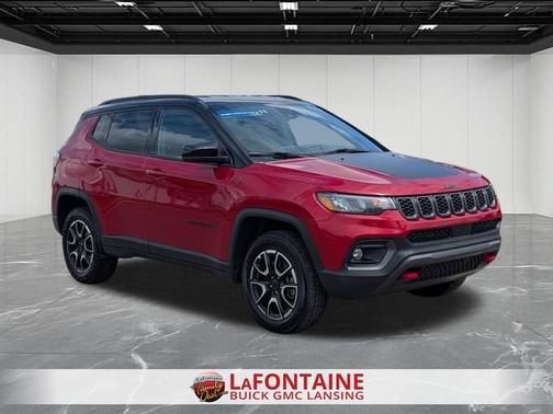 Red Hot Pearlcoat 2025 Jeep Compass Trailhawk 4x4