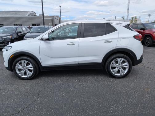 Summit White 2025 Buick Encore GX Preferred