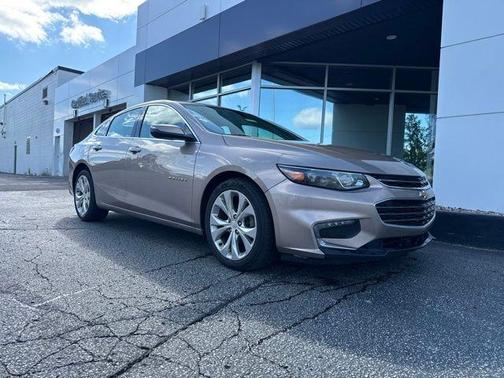 Sandy Ridge Metallic 2018 Chevrolet Malibu Premier