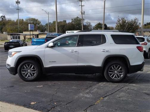 2017 GMC Acadia SLT-1