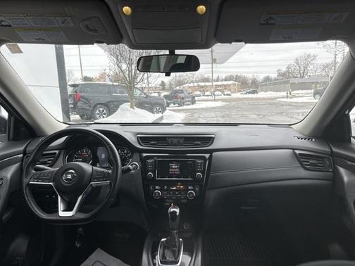 2018 Nissan Rogue Hybrid SV