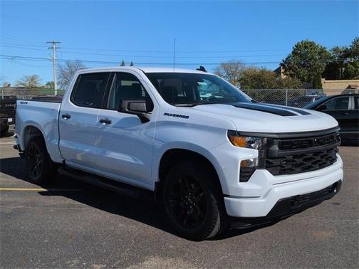 2023 Chevrolet Silverado 1500 Custom