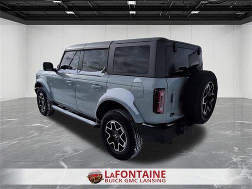 2024 Ford Bronco Outer Banks