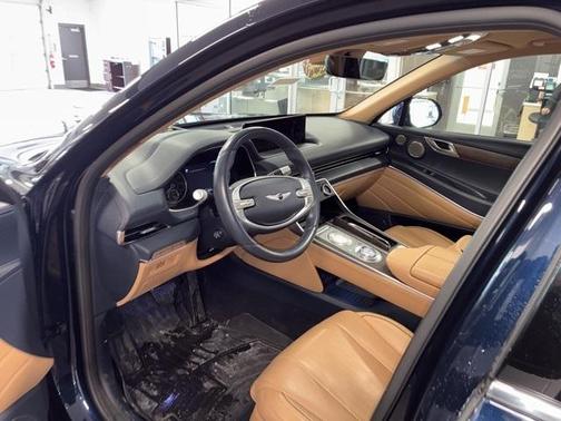 2022 Genesis GV80 2.5T