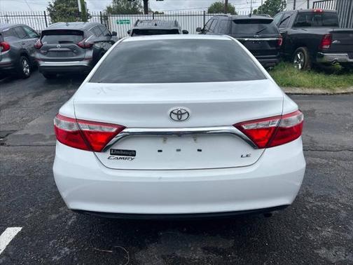 2017 Toyota Camry LE