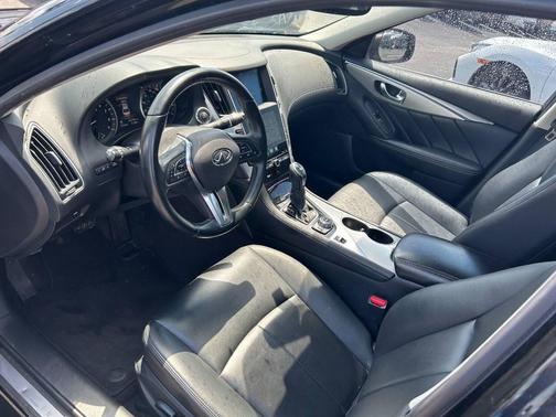 Black 2020 INFINITI Q50 3.0t LUXE