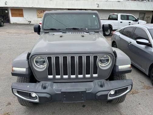 Gray 2019 Jeep Wrangler Unlimited Sahara