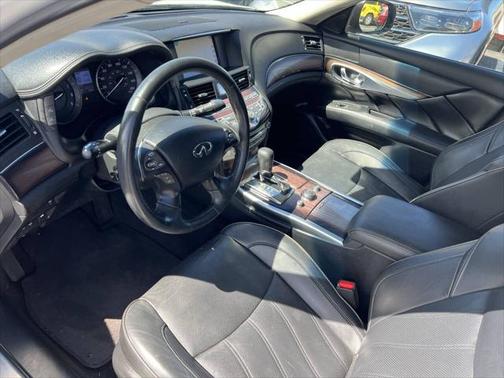 2019 INFINITI Q70L 3.7 LUXE