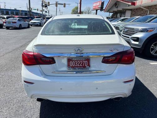 2019 INFINITI Q70L 3.7 LUXE