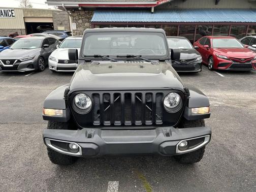 Black Clearcoat 2021 Jeep Gladiator Sport S