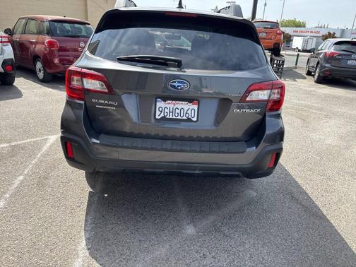 2019 Subaru Outback 2.5i Premium