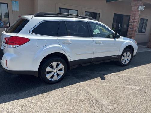 2012 Subaru Outback 2.5i Premium