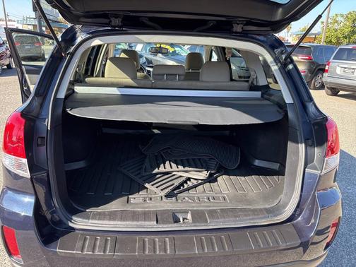 2012 Subaru Outback 2.5i Premium