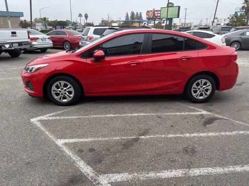2019 Chevrolet Cruze LS