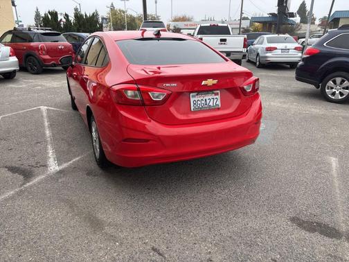 2019 Chevrolet Cruze LS
