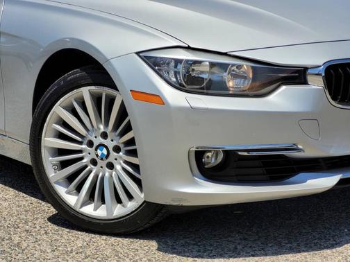 2012 BMW 328 i