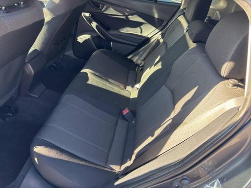 2019 Subaru Impreza 2.0i Premium