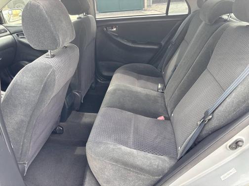 Silver 2005 Toyota Corolla S
