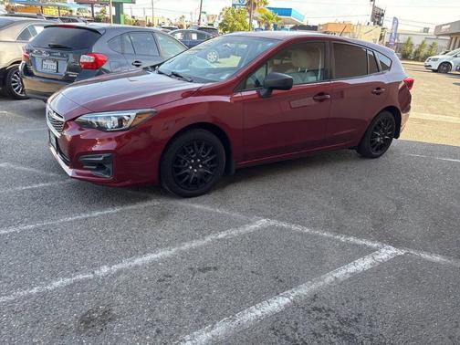 2017 Subaru Impreza 2.0i