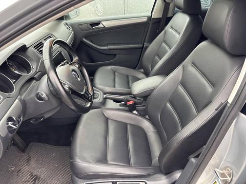 2015 Volkswagen Jetta 1.8T SE