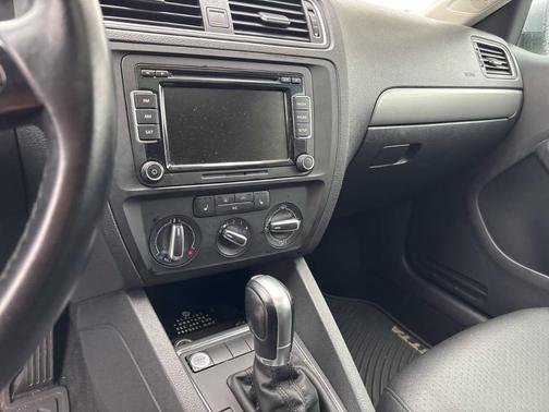 2015 Volkswagen Jetta 1.8T SE