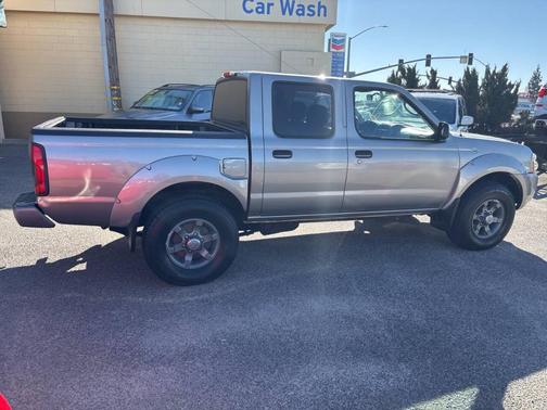 2004 Nissan Frontier XE-V6 Crew Cab