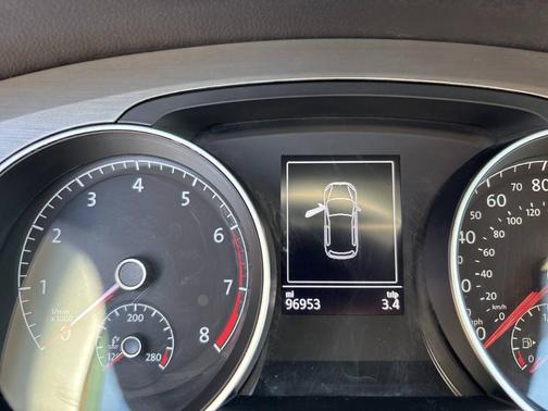 2016 Volkswagen Golf TSI S 4-Door