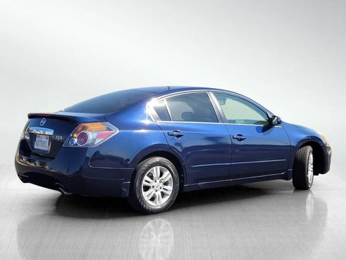 2012 Nissan Altima 2.5 S