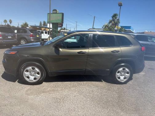 2014 Jeep Cherokee Sport