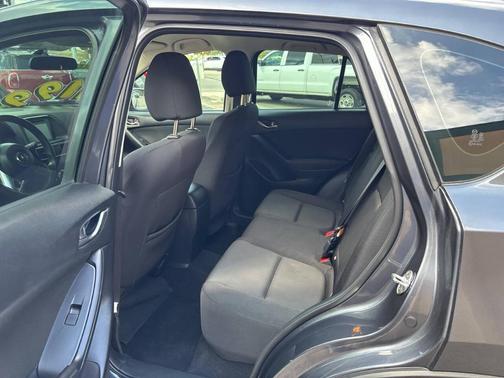 2016 Mazda CX-5 Sport