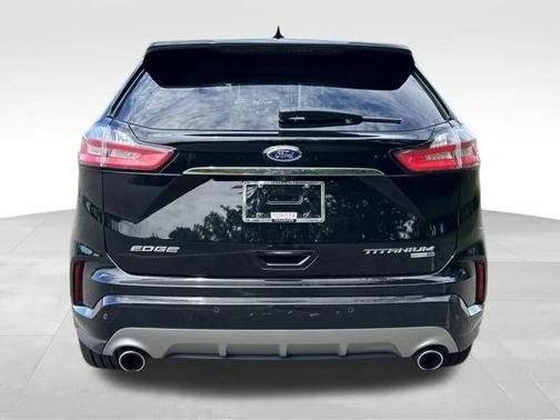 Agate Black Metallic 2019 Ford Edge Titanium