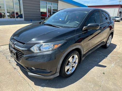 Crystal Black Pearl 2016 Honda HR-V EX