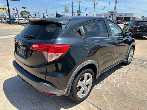 Crystal Black Pearl 2016 Honda HR-V EX