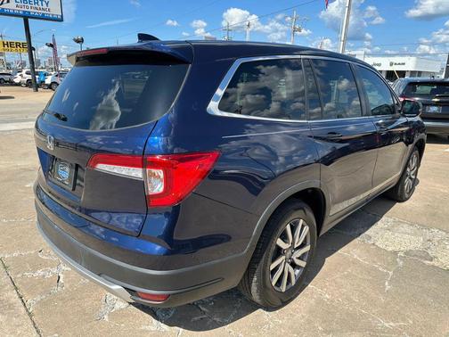 Blue 2019 Honda Pilot EX-L
