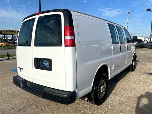 2022 Chevrolet Express 2500 RWD 2500 Regular Wheelbase WT
