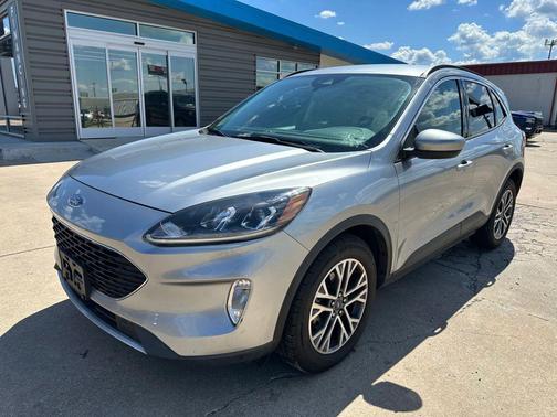 Iconic Silver Metallic 2021 Ford Escape SEL