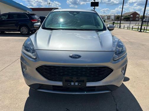 Iconic Silver Metallic 2021 Ford Escape SEL
