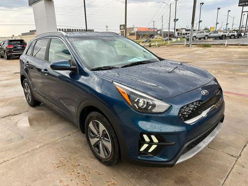 Deep Cerulean 2020 Kia Niro LX